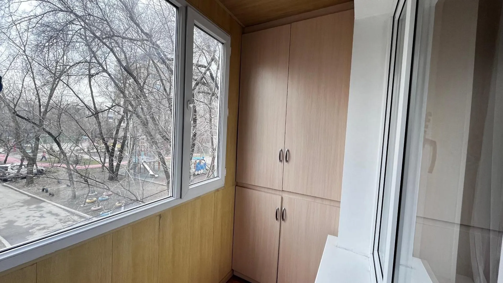 3-К Квартира На Карасай Батыра, Алматы カザフスタン
